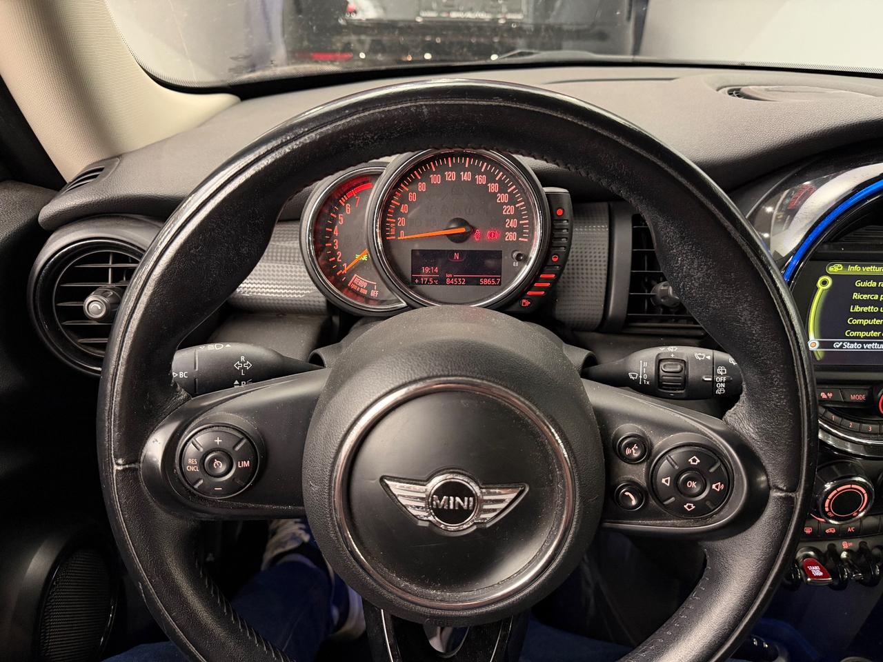 Mini Mini 1..2 One 75 CV 5 porte ok neopatentati