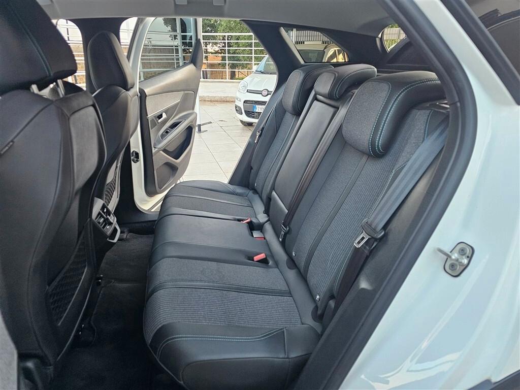 PEUGEOT 3008 BlueHDI 130 EAT8 S&S Allure Pack Aziendale Iva Deducibile