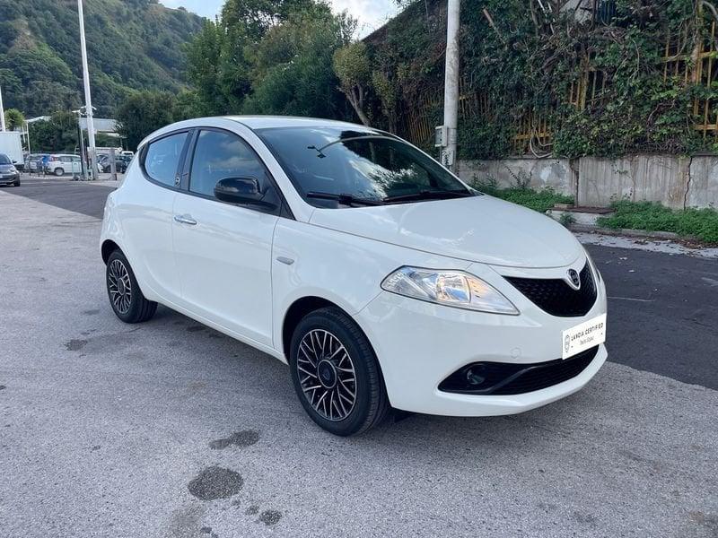 Lancia Ypsilon 1.2 69cv GPL Ecochic Gold