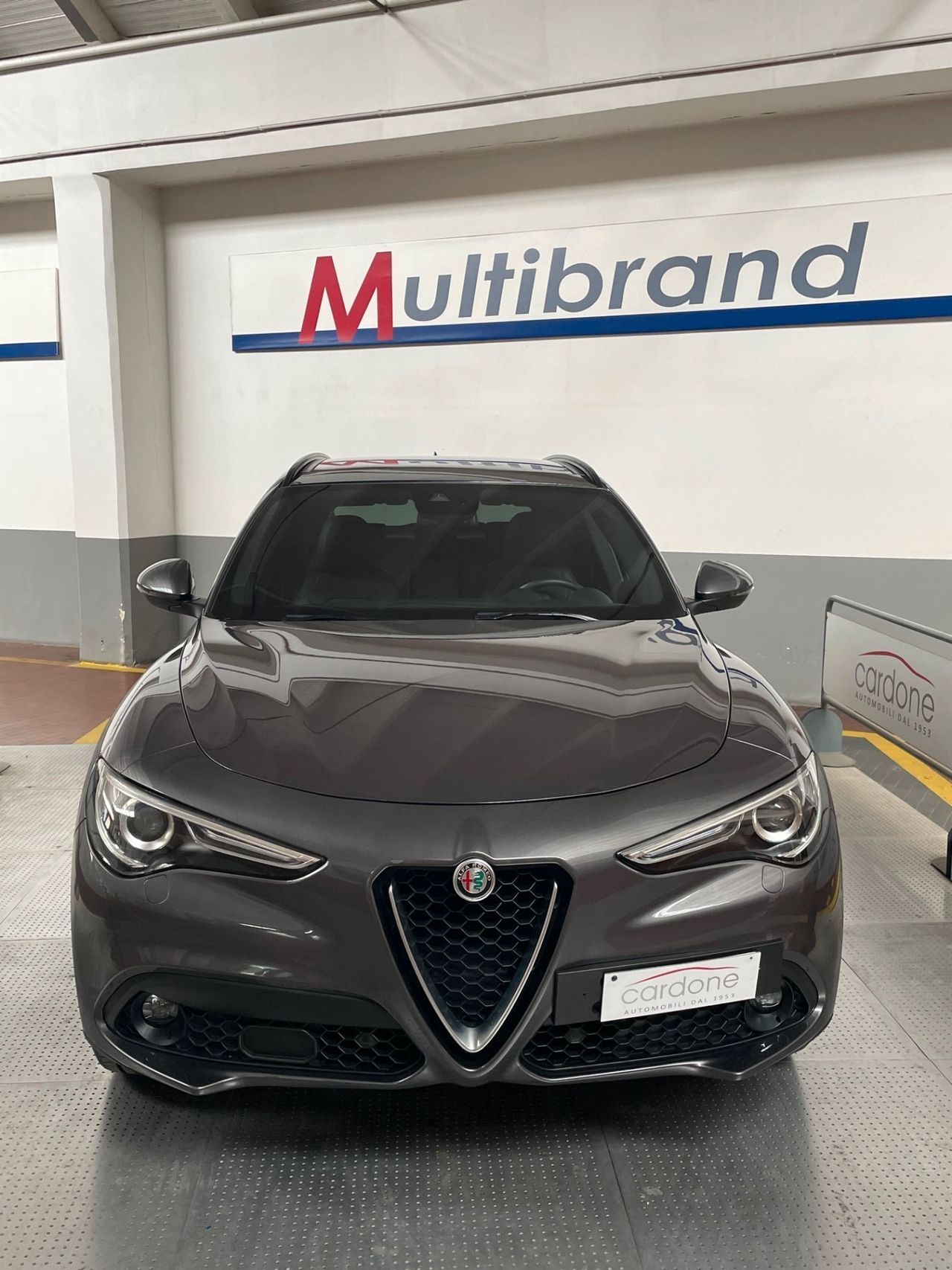 ALFA ROMEO STELVIO 2.2 210cv AT8 Q4 EXECUTIVE (TETTO PAN.)