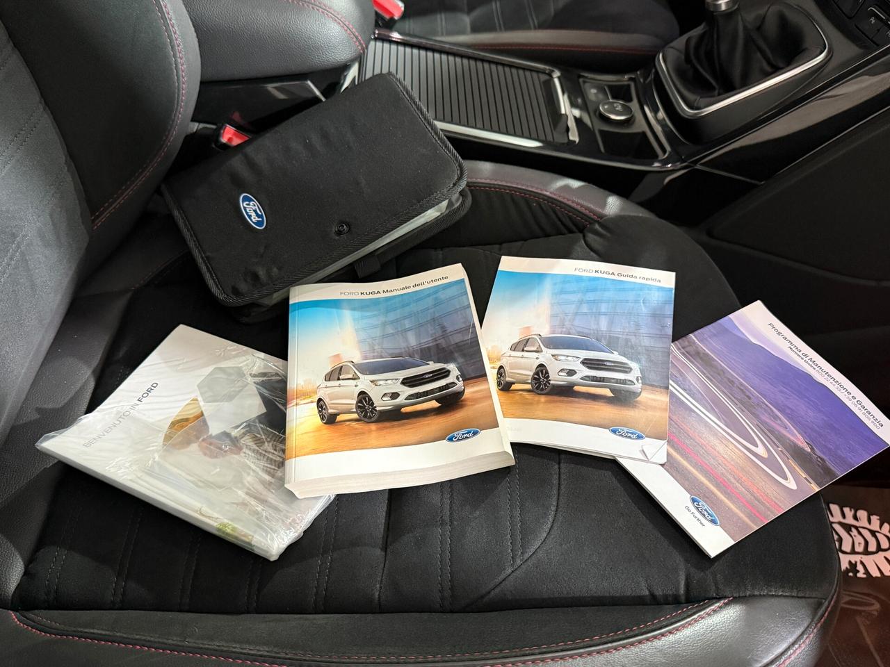 Ford Kuga 2.0 TDCI 120 ST-Line Tetto apribile