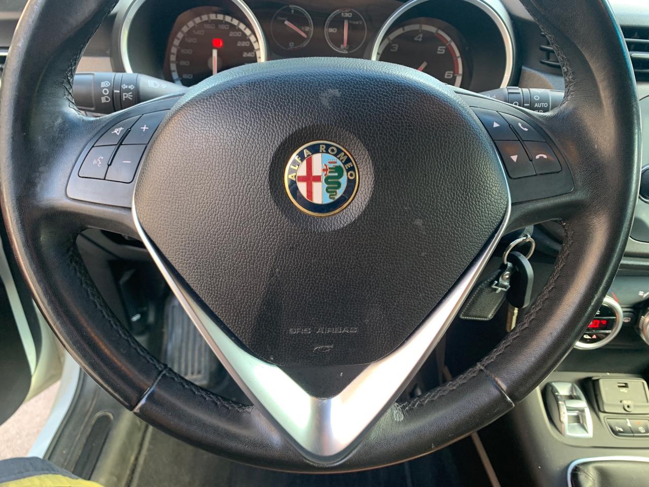 Alfa Romeo Giulietta 1.6 JTDm-2 105 CV Exclusive