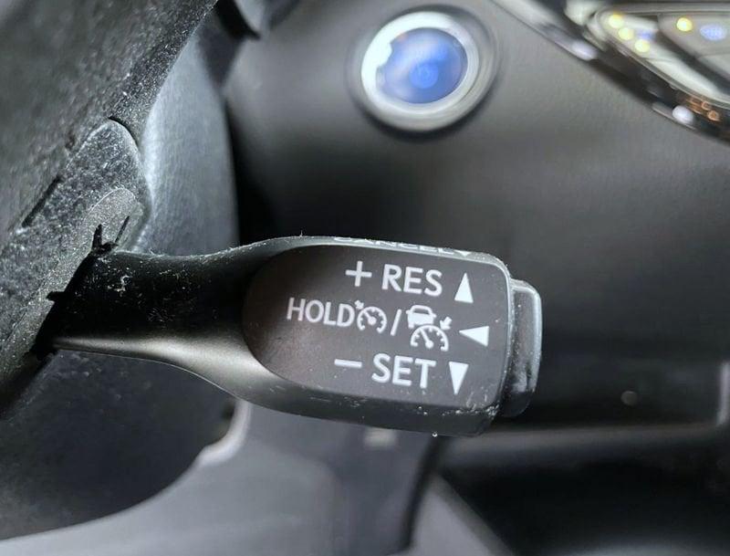 Toyota C-HR Hybrid 1.8H E-CVT Business