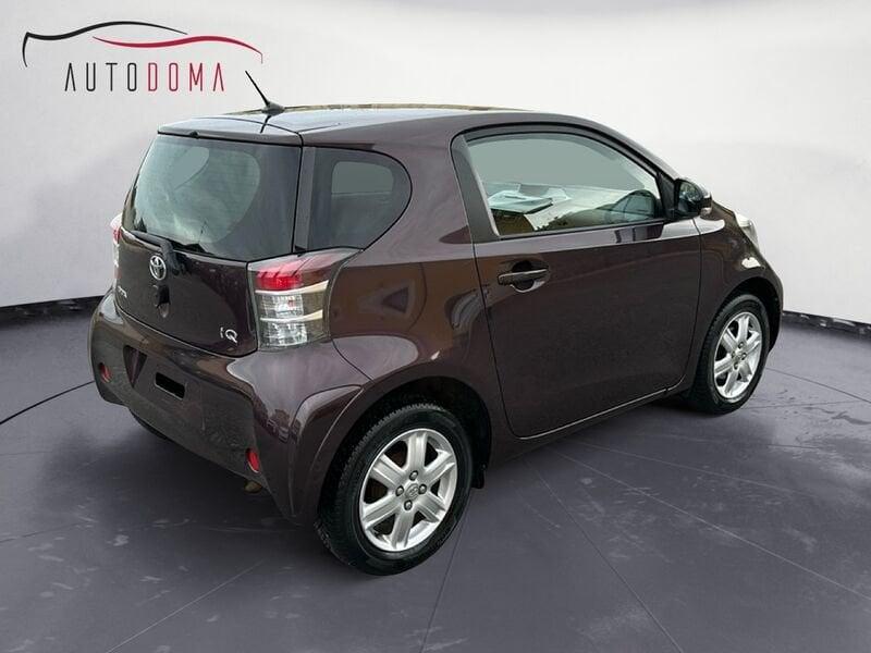 Toyota iQ VVT-I ZERO