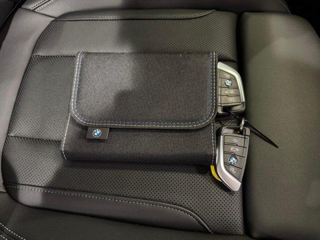 BMW 218 i Coupé *CERCHI 19*TETTO*UNIPROP*HEAD UP*