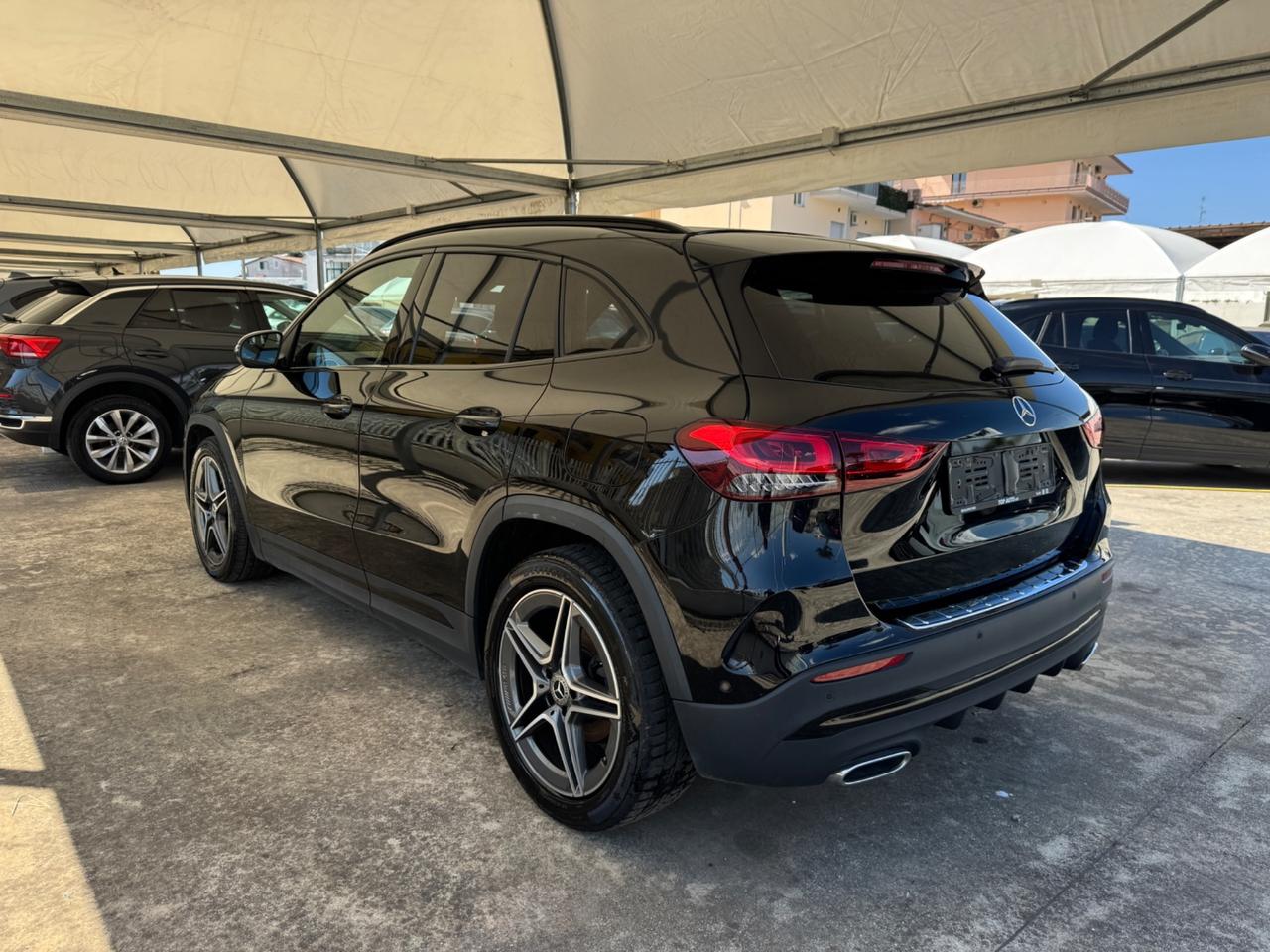 MERCEDES-BENZ GLA 200 d AUTOMATIC. PREMIUM AMG