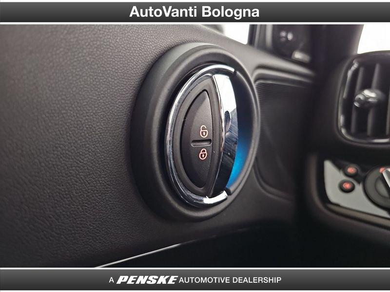 MINI Countryman Plug-In Hybrid Cooper S E Classic 4WD automatica