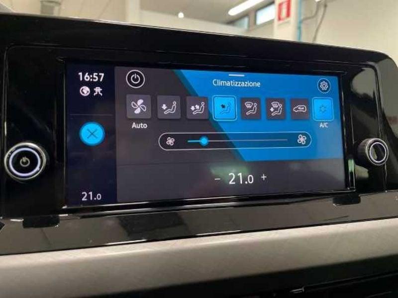 Volkswagen Golf VIII 2020 1.0 tsi evo Life 110cv