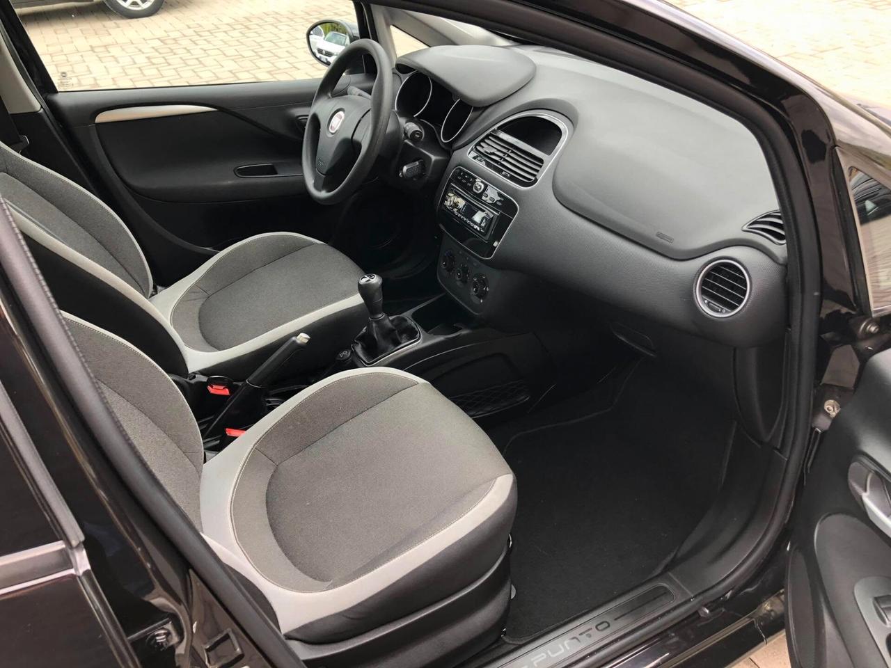Fiat Punto 1.4 S&S 8V Dualogic 2012