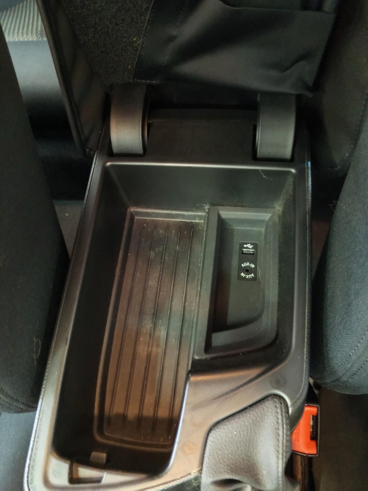 Bmw 116 116d 5p. Efficient Dynamics Urban ok neopatentati