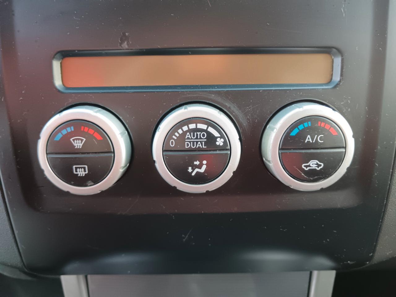 Nissan Navara 2.5 190CV GANCIO RETROCAMERA