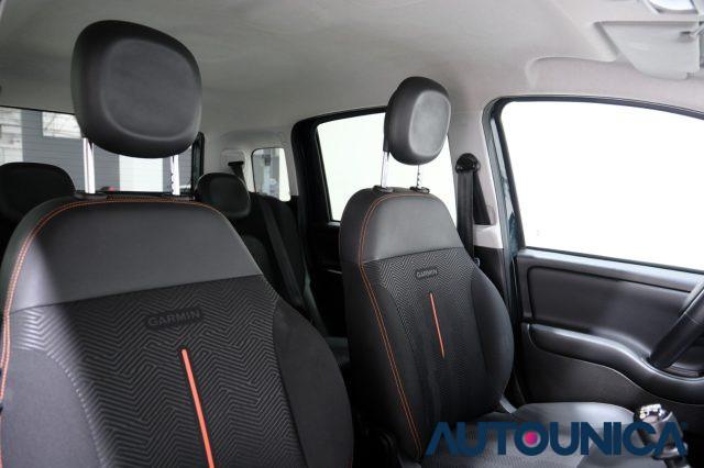 FIAT Panda CROSS 1.0 FIREFLY S&S HYBRID GARMIN NEOPATENTATI