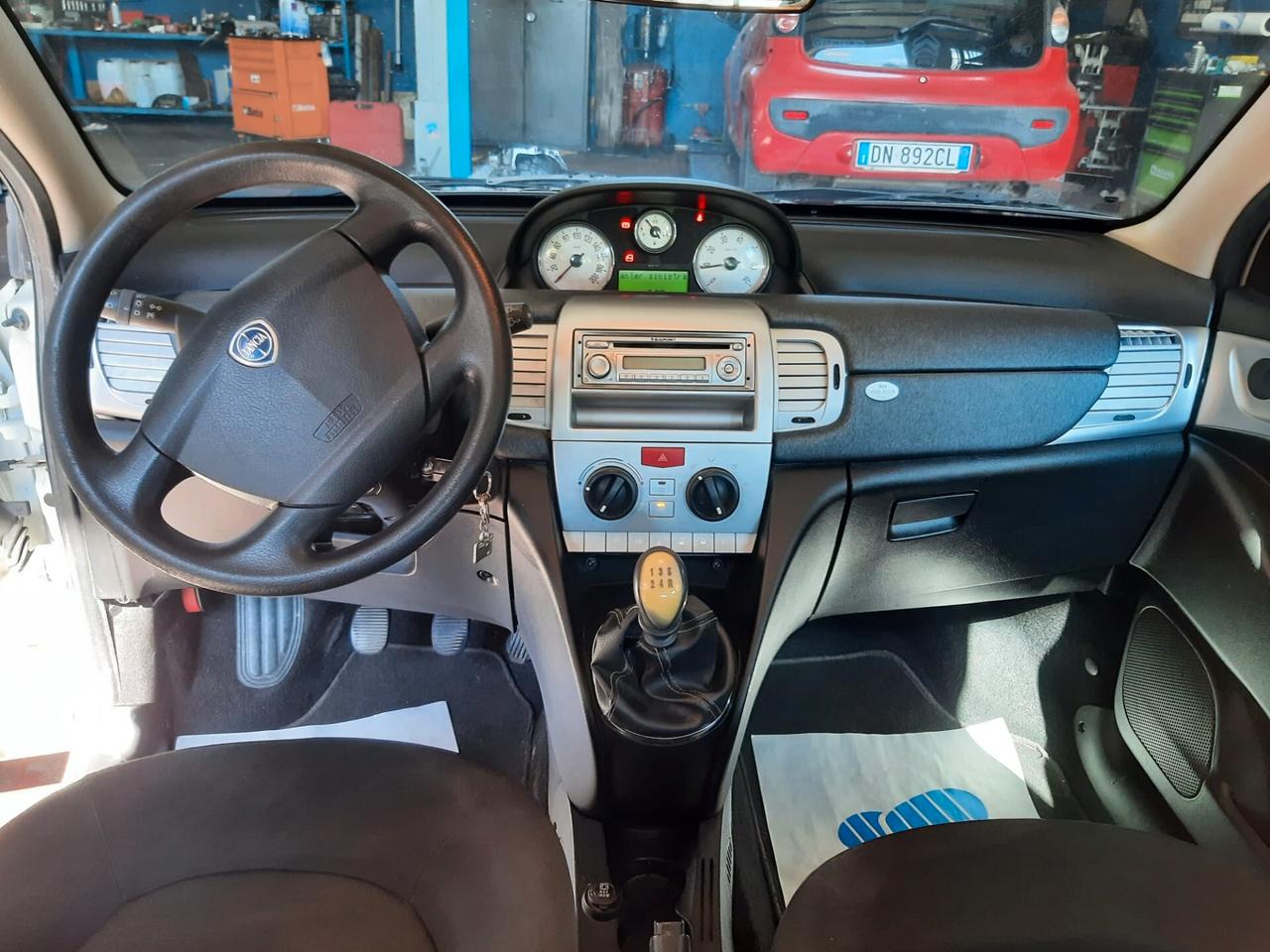 Lancia Ypsilon 1.2 69 CV Diva