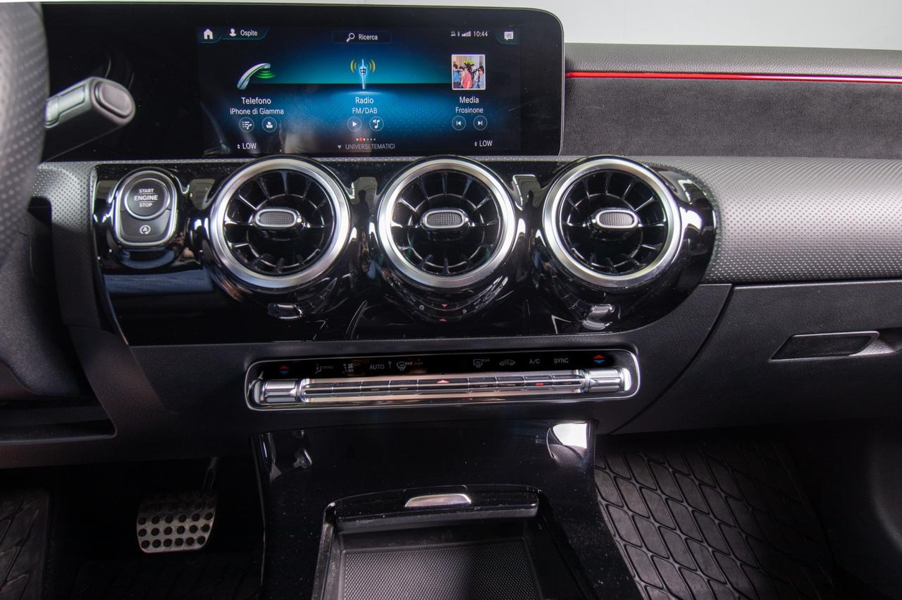 Mercedes-Benz A 180 Premium Amg Night Auto 136 Cv