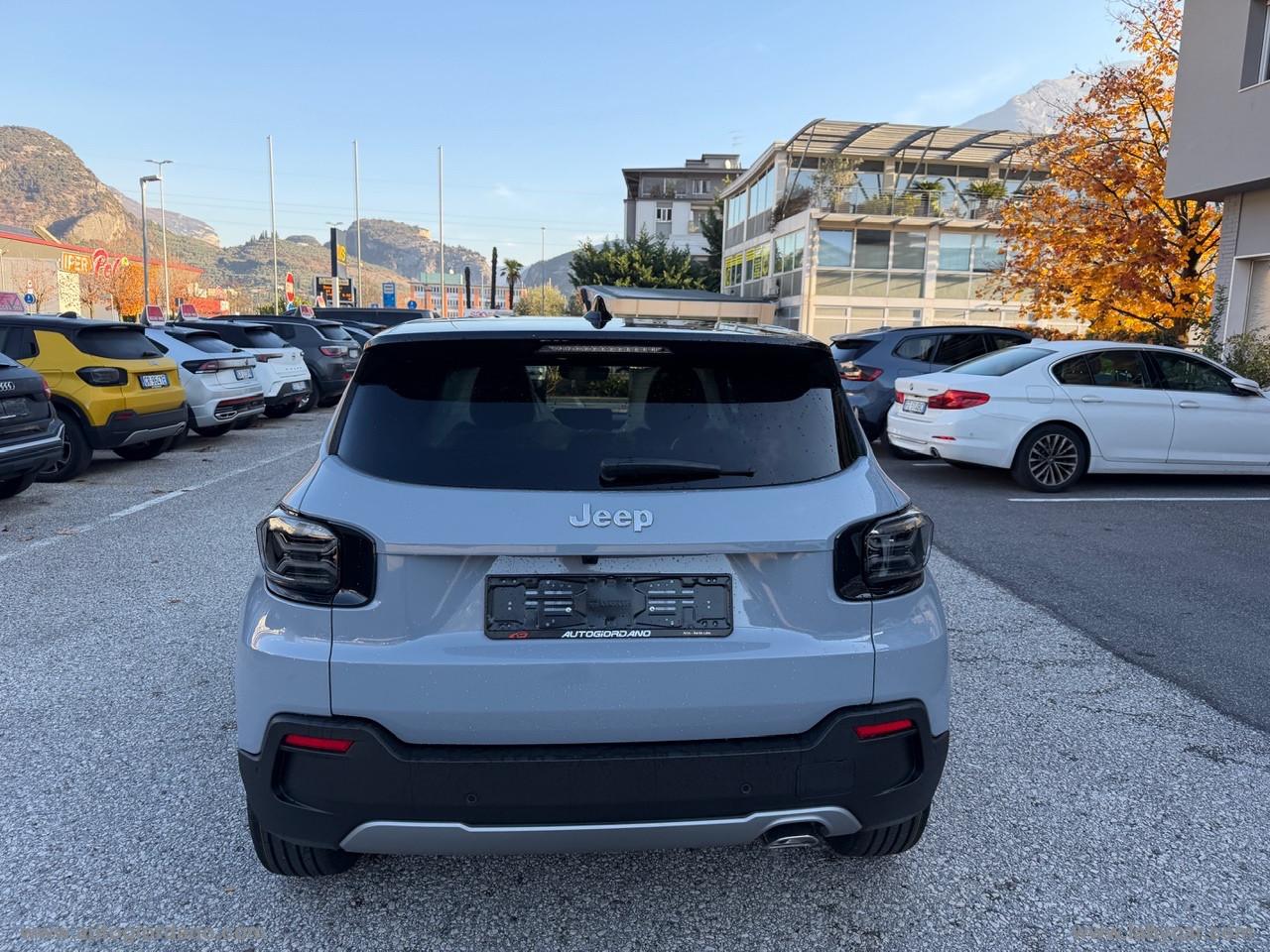 JEEP Avenger 1.2 Turbo Summit GRIGIO STORM CON TETTO VOLCANO APRIBILE