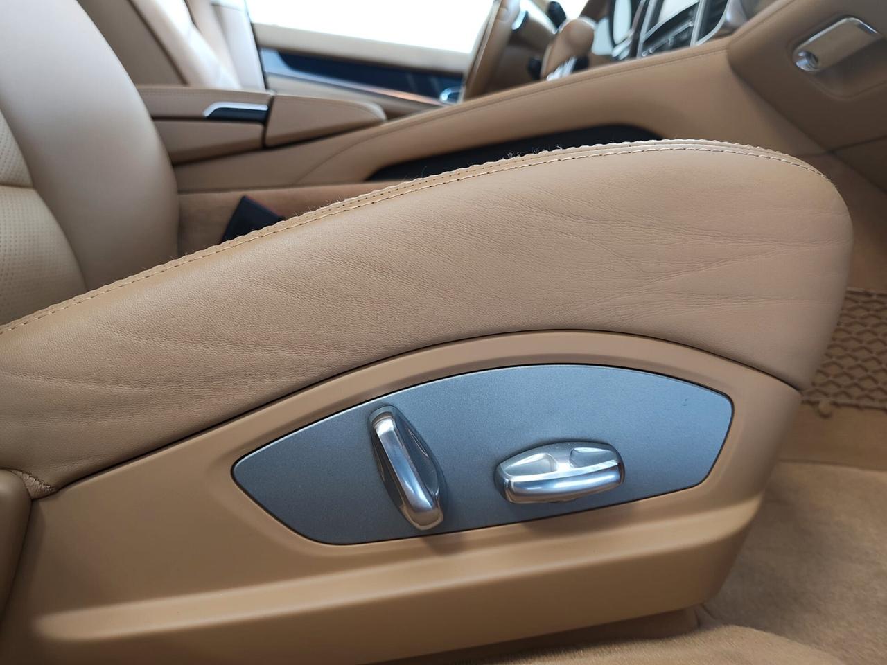 Porsche Panamera 4.8 4S SPORT CHRONO/TETTO