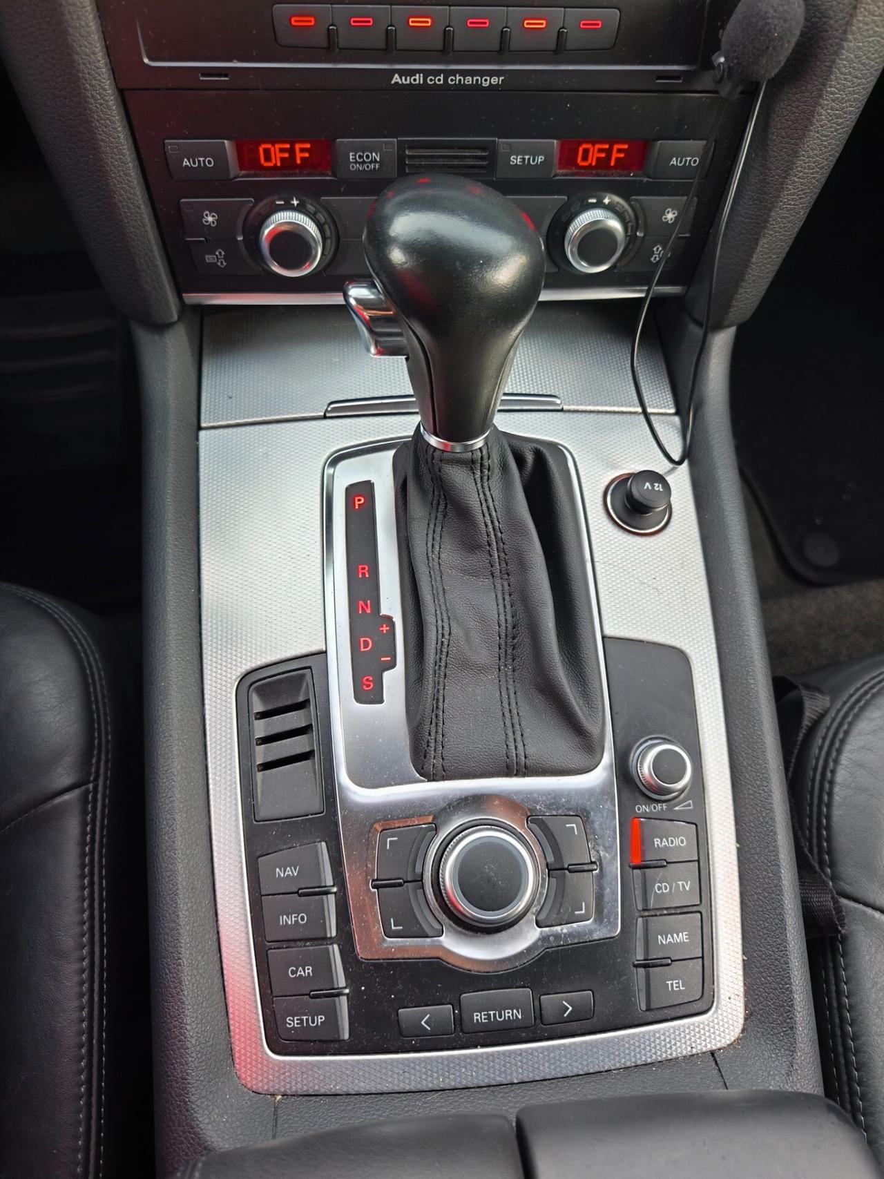 Audi Q7 3.0 V6 TDI 233CV 4x4 7posti buon stato