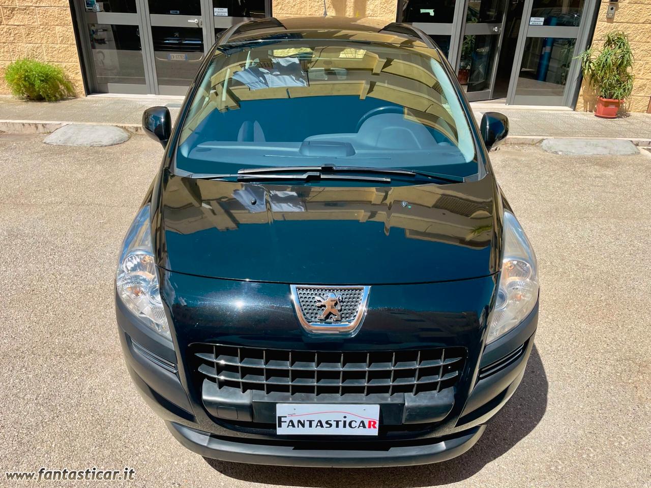 Peugeot 3008 1.6 HDi 115CV Access