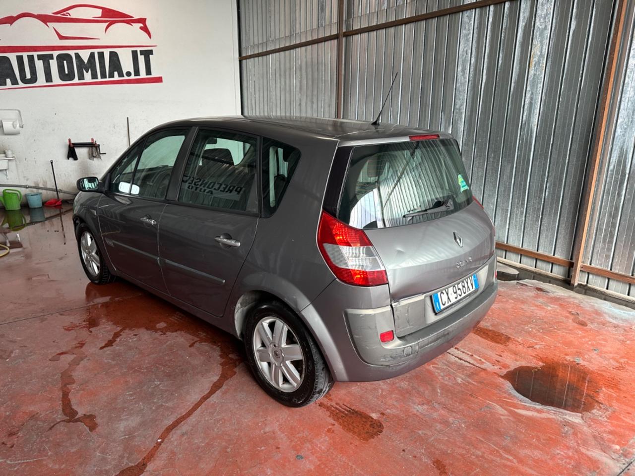 Renault Scenic 1.9 dCi/130CV Confort