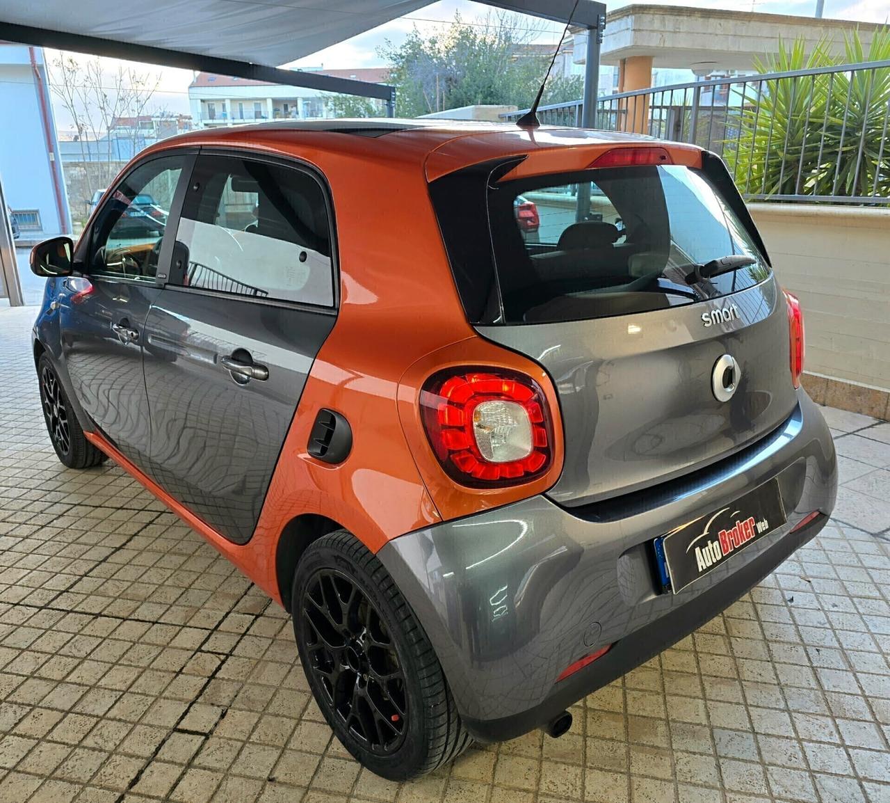 SMART FORFOUR 1.0 TWINAMIC EDITION ONE 71cv