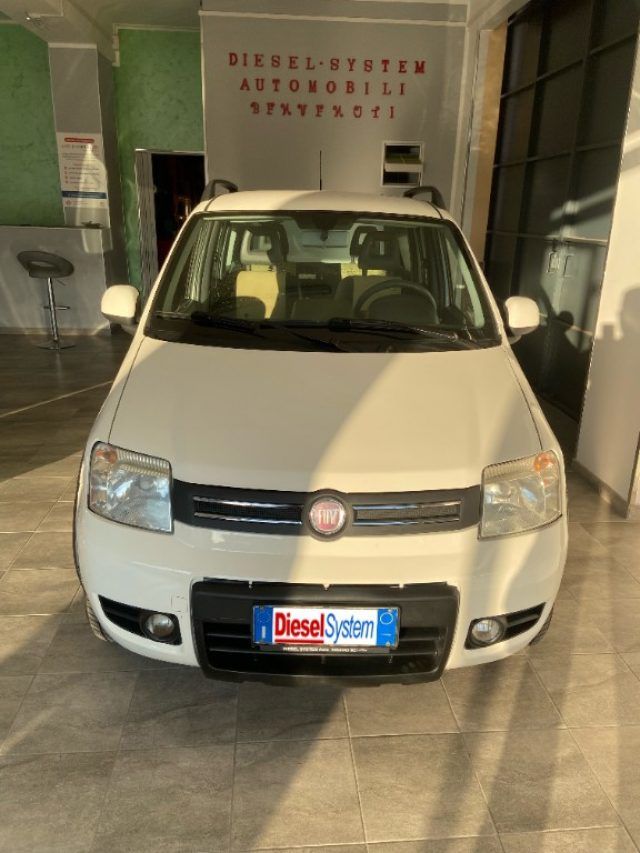 FIAT Panda 1.3 MJT 16V DPF 4x4 Climbing