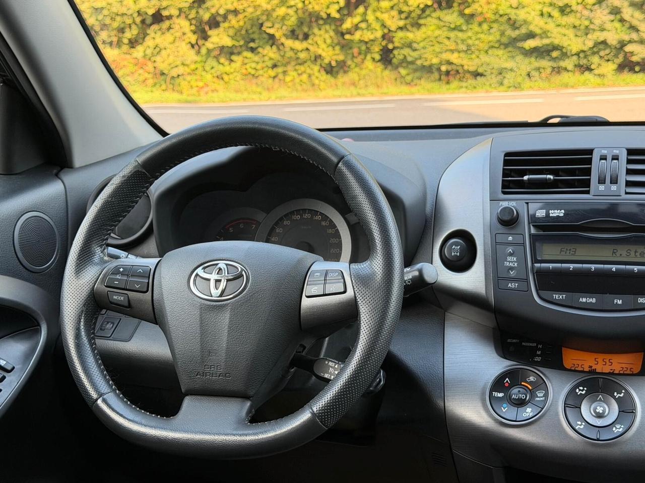 Toyota RAV 4 RAV4 Crossover 2.2 D-4D 150 CV DPF Exclusive