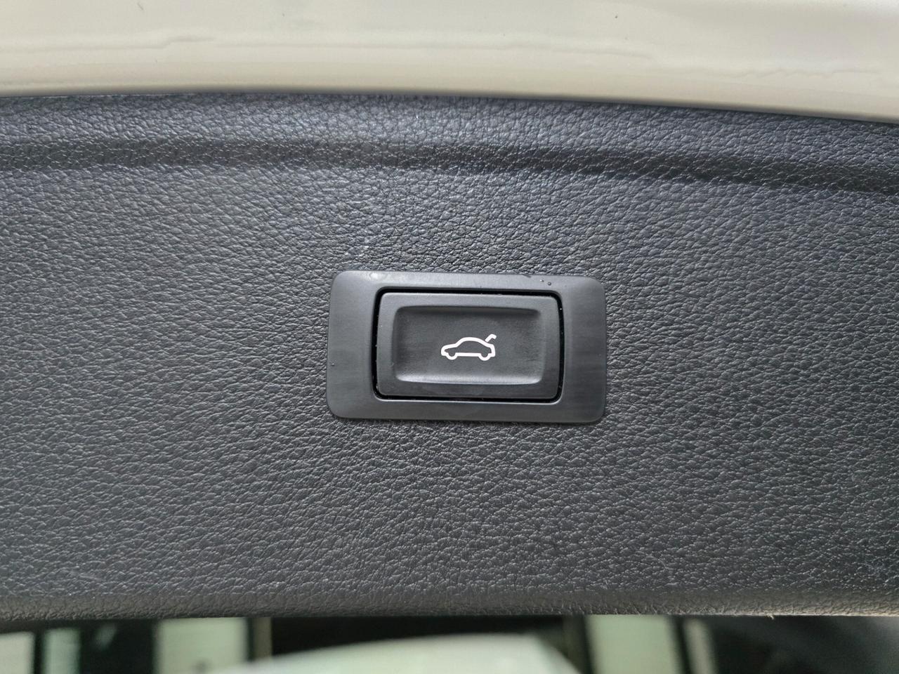 Audi Q5 35 TDI S tronic line plus