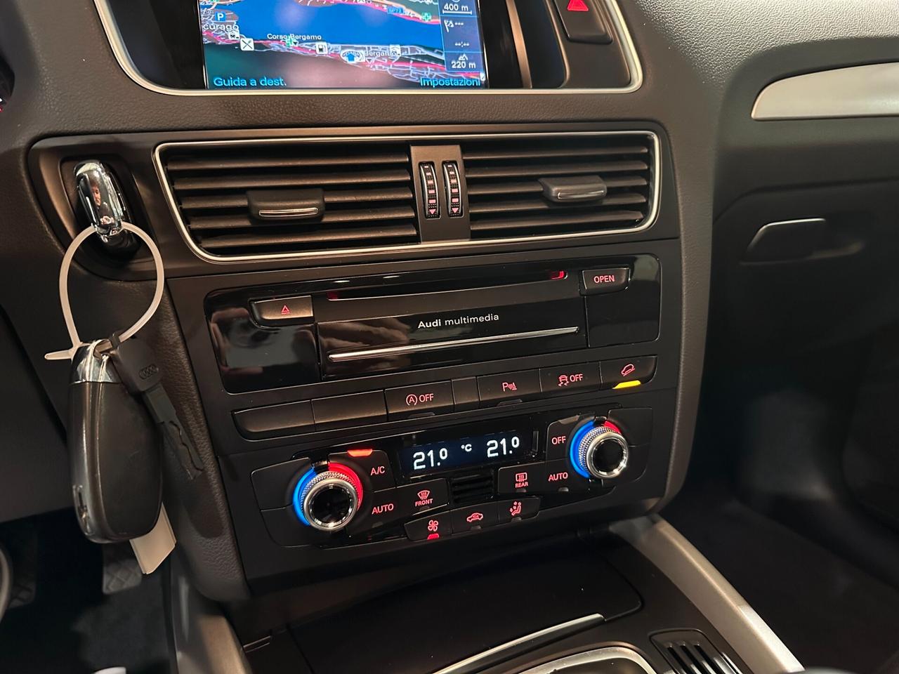 Audi Q5 2.0 TDI diesel quattro S tronic - S line E6