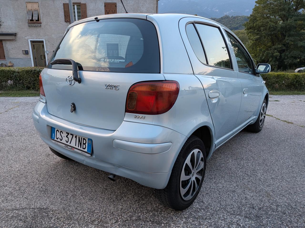 TOYOTA YARIS 1.0 VVT-i 65CV