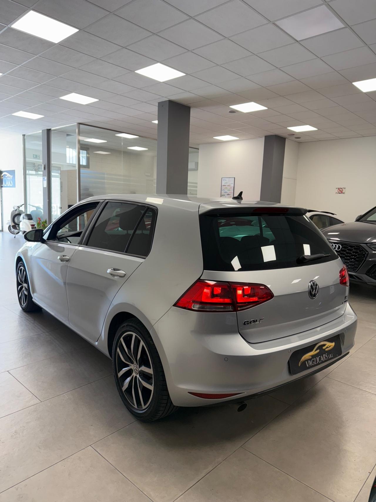 Volkswagen Golf 1.6 TDI 110 CV DSG 5p. Highline BlueMotion Technology