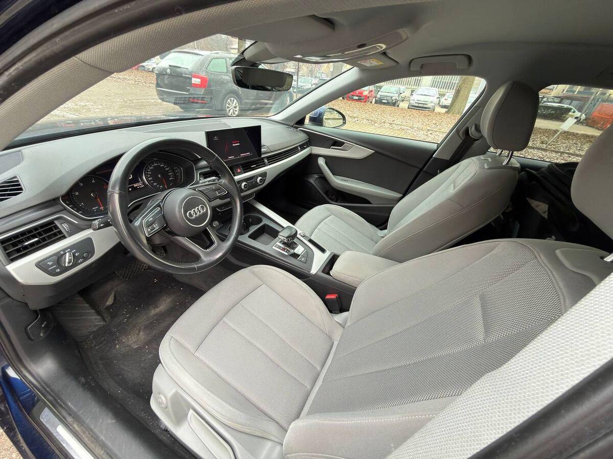 Audi A4 Avant 35 2.0 tdi mhev Business Advanced 163cv s-tronic