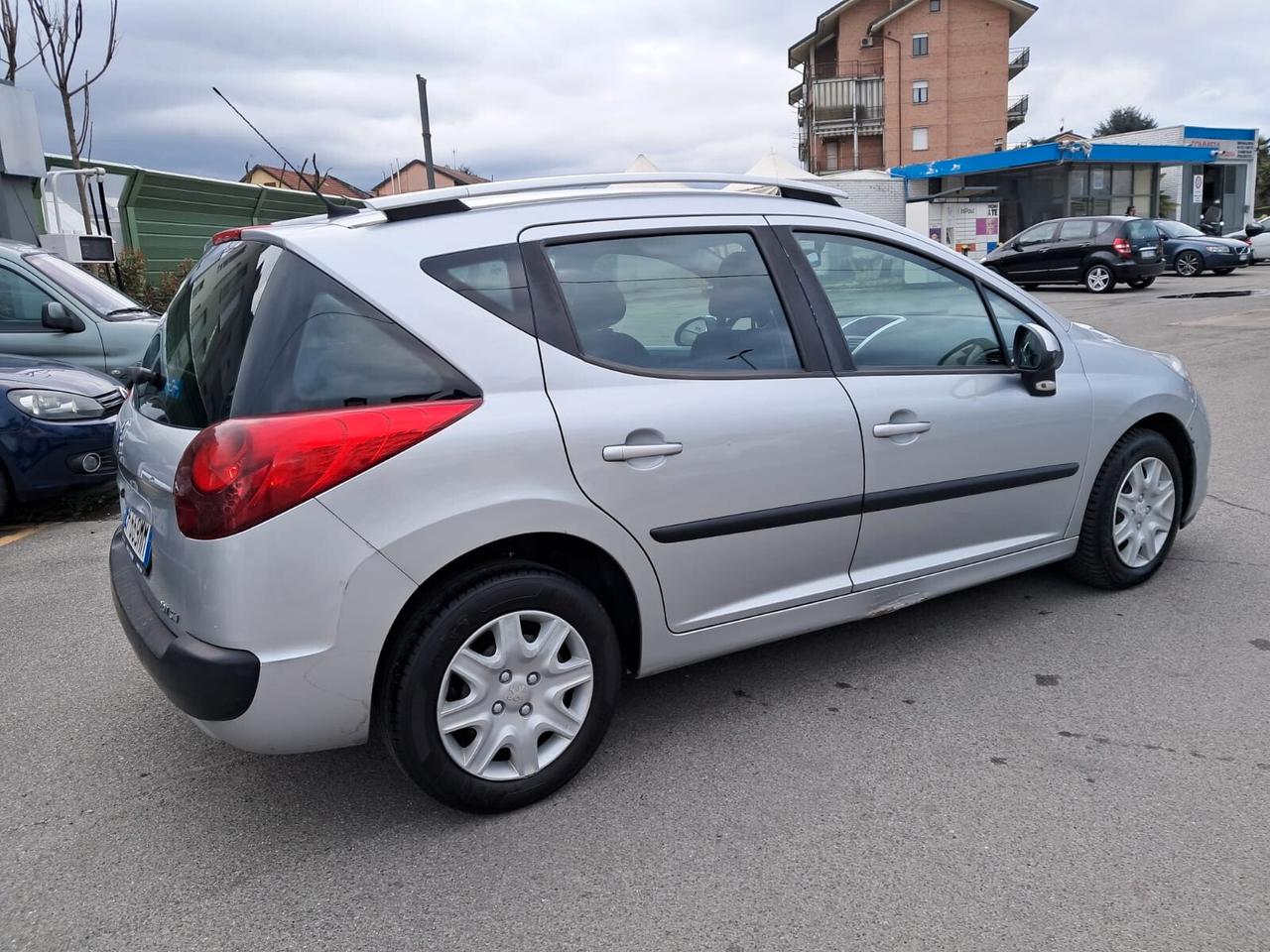 Peugeot 207 1.6 8V HDi 93CV SW X Line