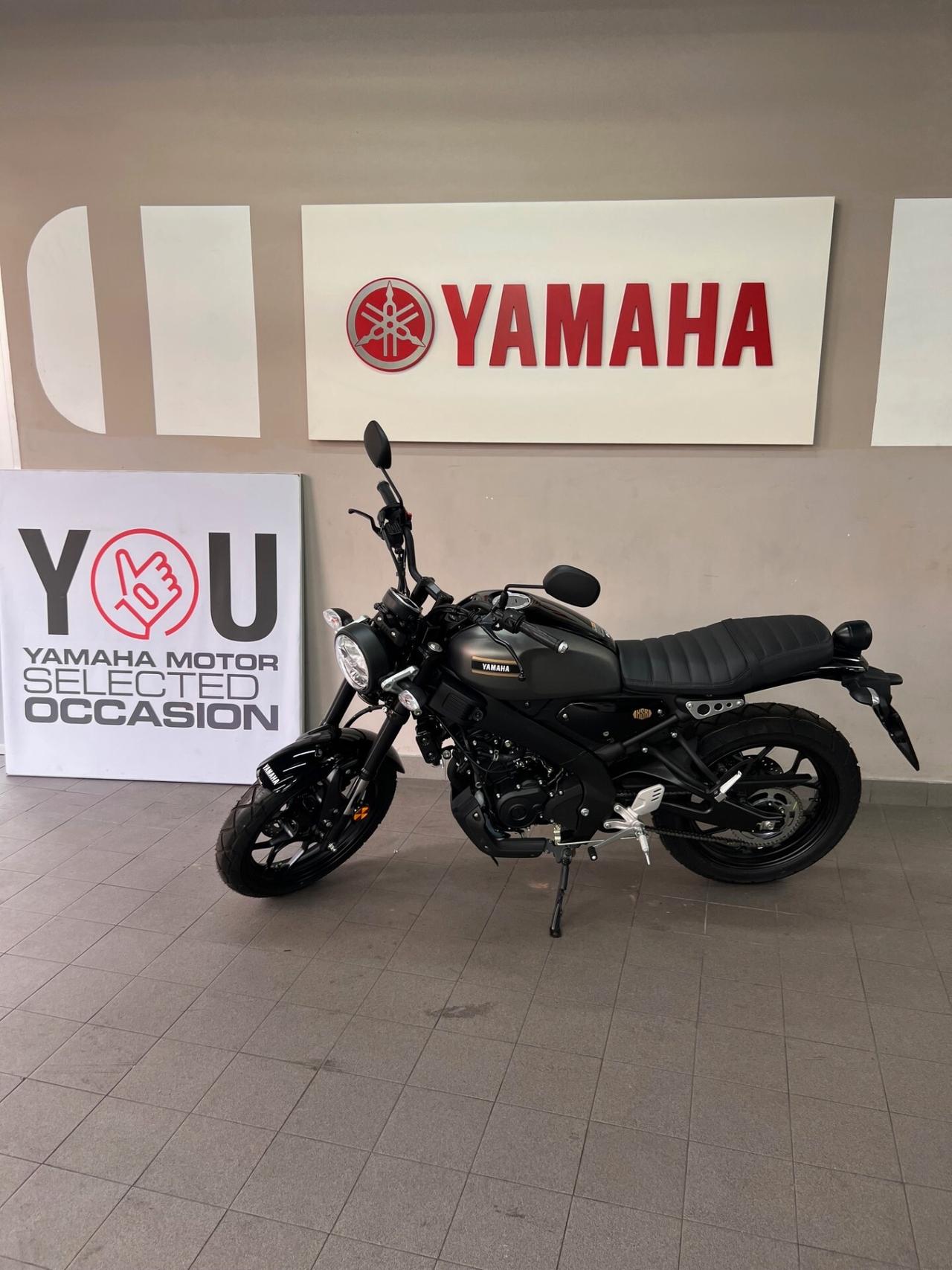 Yamaha XSR 125 lunar grey