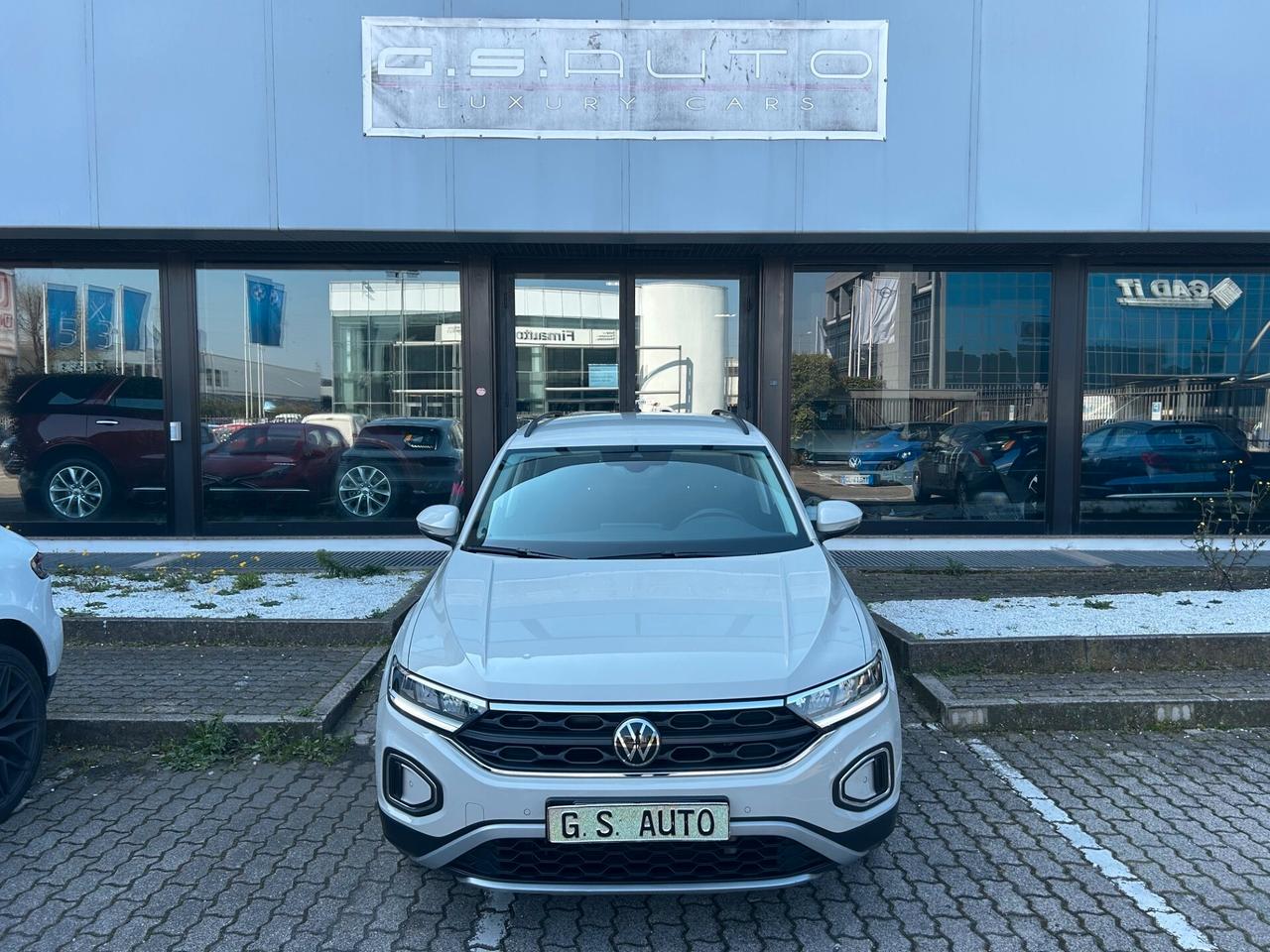 Volkswagen T-Roc 1.0 tsi Life 110cv NEOPATENTATI OK!!!