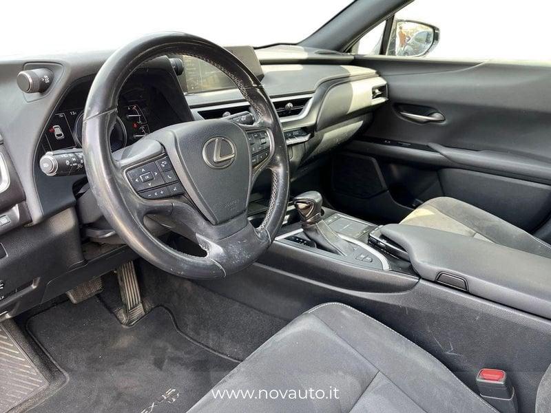 Lexus UX Hybrid Executive 2WD MY22