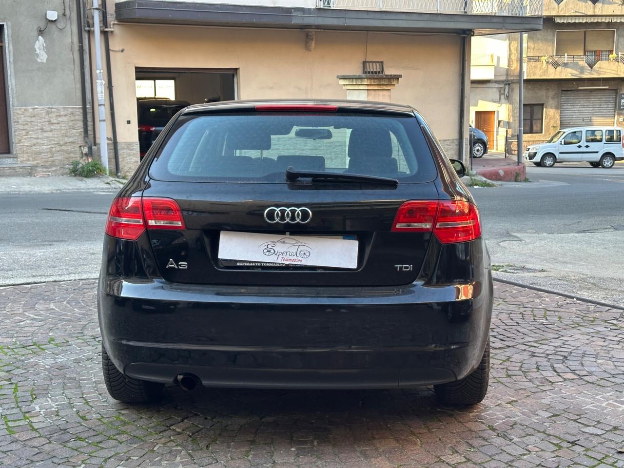 Audi A3 SPB 1.6 TDI 90 CV OK NEOPATENTATI