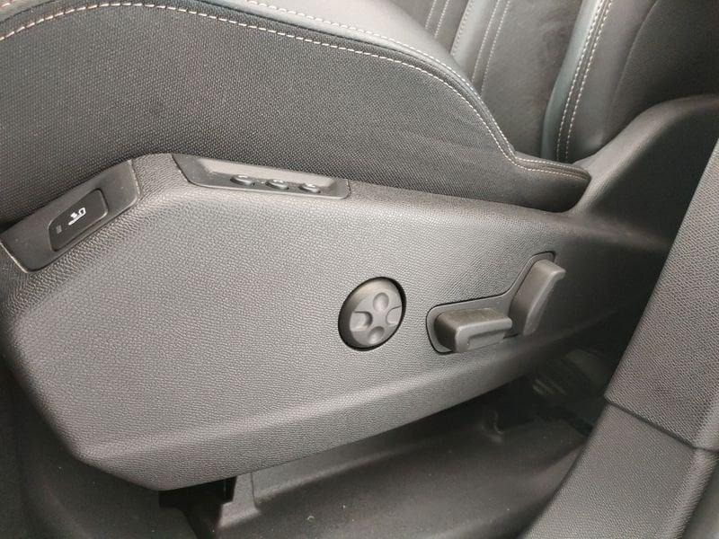 Peugeot 3008 3008 BlueHDi 130 S&S EAT8 GT Pack