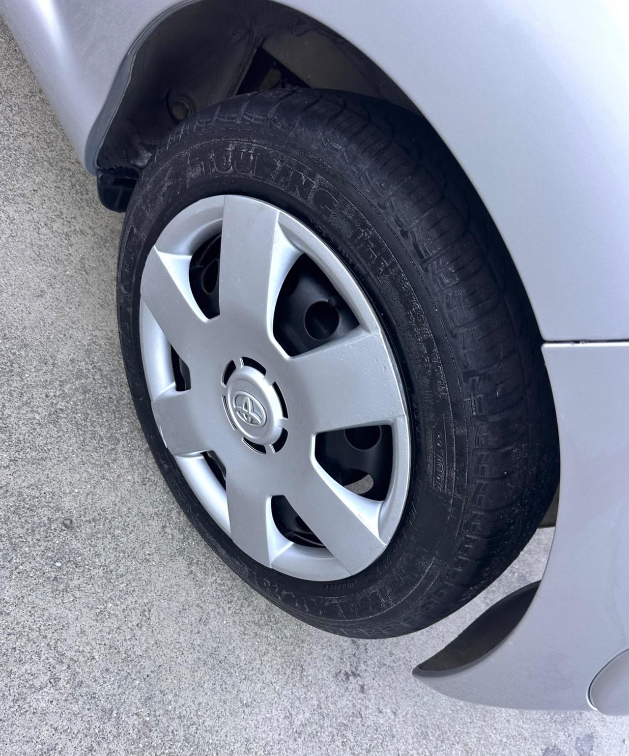 Toyota Aygo 1.0 Benz VVT-i68cv 3 porte Sol
