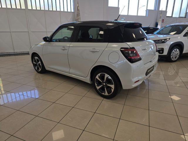 SUZUKI Swift 1.2 Hybrid Top Aziendale solo 15.300 km