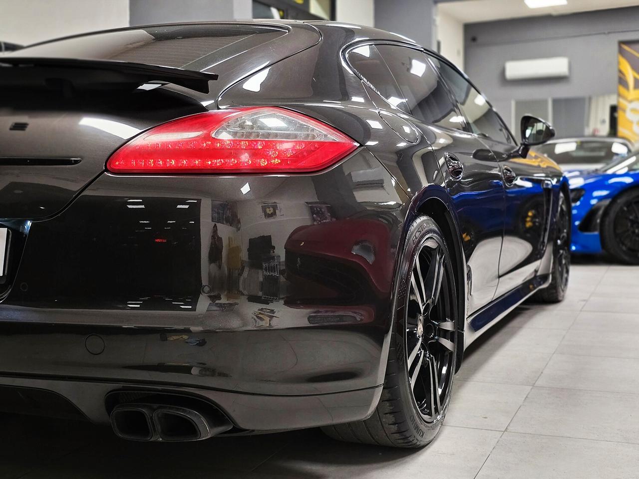 Porsche Panamera 4.8 TURBO TAGLIANDATA_CARBONGRAU _TETTO_LIFT_SPORT