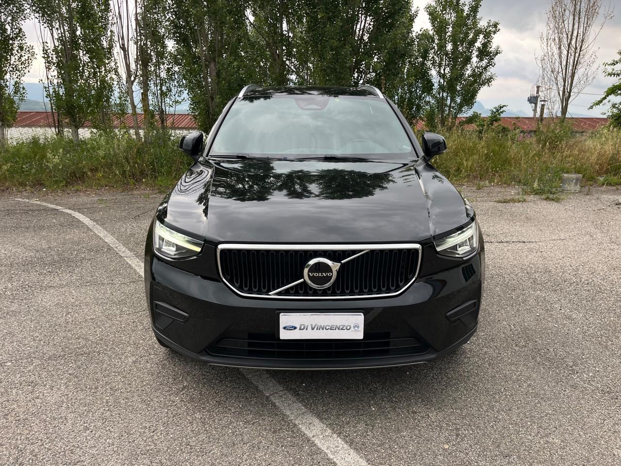 Volvo XC40 B3 automatico Plus Dark