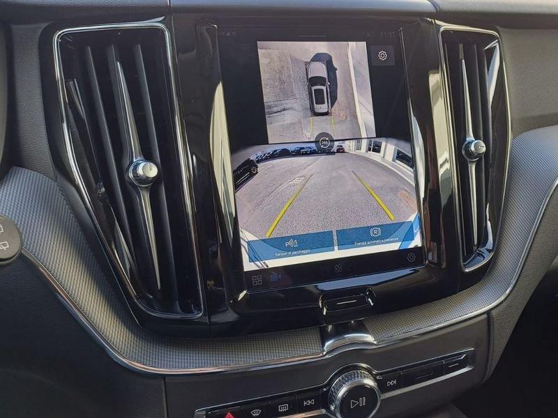 Volvo XC60 B4 197+14 CV AWD Automatica Mild Hybrid Diesel Plus Dark N1 Autocarro