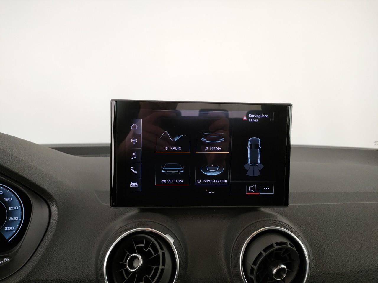 AUDI Q2 30TFSI Business 116cv