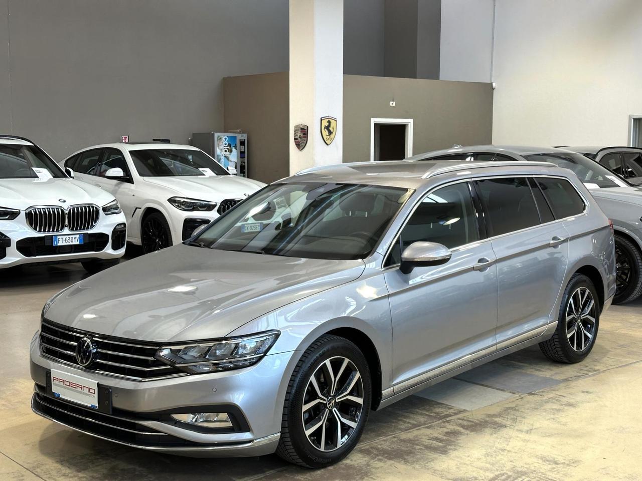 Volkswagen Passat Variant 2.0 tdi Executive 150cv DSG-Camera-Carplay-Keyless-IVA