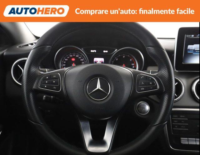 MERCEDES-BENZ CLA 200 d Automatic Sport