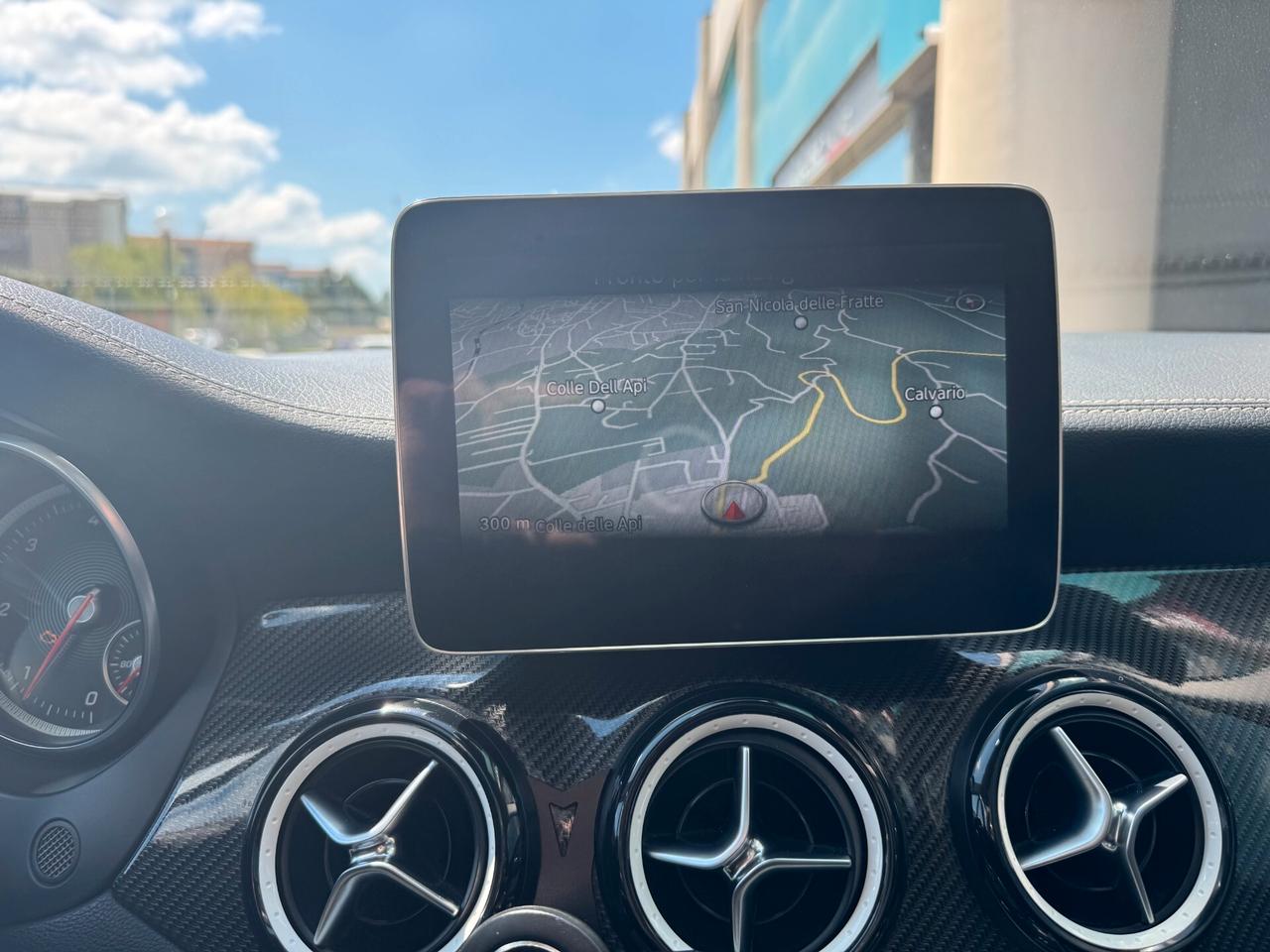 Mercedes-benz CLA 200 AMG