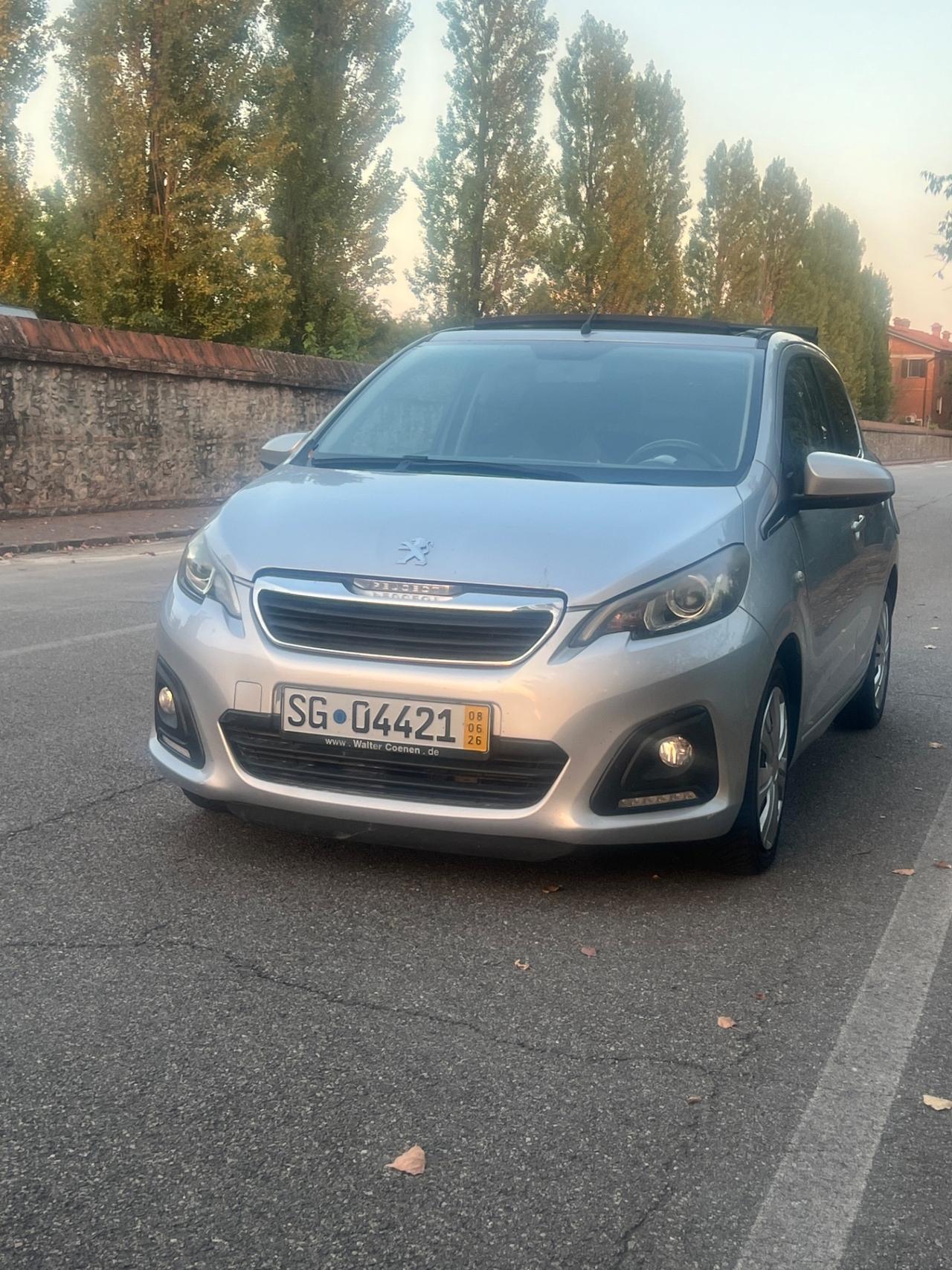 Peugeot 108 PureTech 82 5 porte Allure TOP!