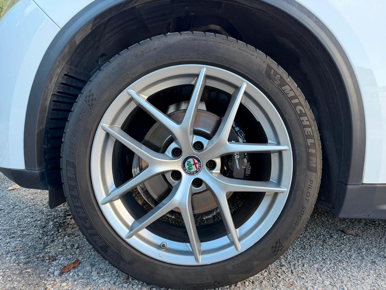 Alfa Romeo Stelvio 2.0 Turbo 280 CV AT8 Q4 First Edition