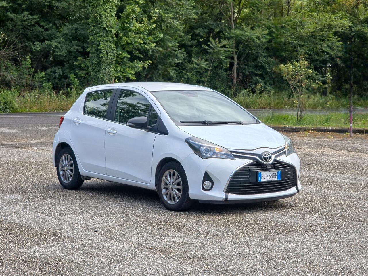 Toyota Yaris 1.0 5 porte Lounge CV-69 2016-E6B Manuale NEO