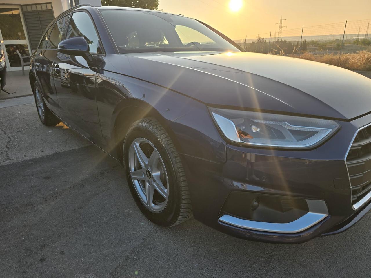 Audi A4 Avant 40 g-tron S tronic Business
